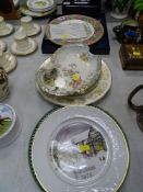 Boxed Coalport Queen Elizabeth commemorative plate with certificate and similar china items