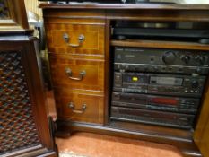 Excellent set of Technics hifi separates in a wooden cabinet with speakers in matching wooden