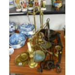 Selection of vintage brass and iron ware including a cast skillet and a set of brass beam scales