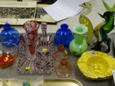 Good parcel of mainly art glassware