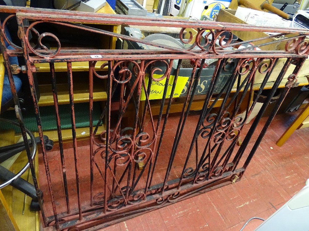 Pair of metal gates, 107 cms high, 124 cms wide