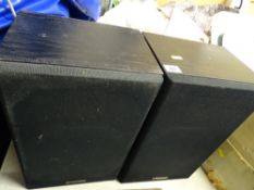 Pair of black Pioneer S-Z71 speakers E/T