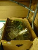 Box of vintage and other glassware