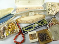 A tray of pearls & costume jewellery etc