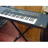 Yamaha PSR-28 keyboard and stand E/T