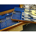 A vintage canteen of cutlery Condition Report: please request via email. Condition reports not