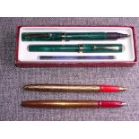 MODERN GREEN MARBLE SHEAFFER NONONSENSE FOUNTAIN PEN & BALLPOINT PEN SET with gold plated trim &