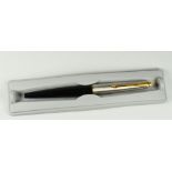 MODERN BLACK PARKER 45 SPECIAL FOUNTAIN PEN with cabochon jewel clip screw in gold, boxed