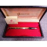 VINTAGE GOLD FILLED SHEAFFER IMPERIAL TRIUMPH FOUNTAIN PEN with lined pattern, gold filled trim &
