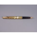 VINTAGE GOLD PLATED LADY SHEAFFER 921 FOUNTAIN PEN in a Chevron or Flamme pattern & fitted with a