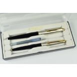 VINTAGE (1990s) PARKER 45 GT FOUNTAIN PEN & BALLPOINT PEN SET in original box