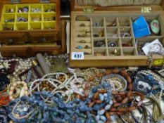 A good quantity of vintage & other costume jewellery etc