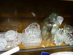 Parcel of mixed glassware including a small demi-john