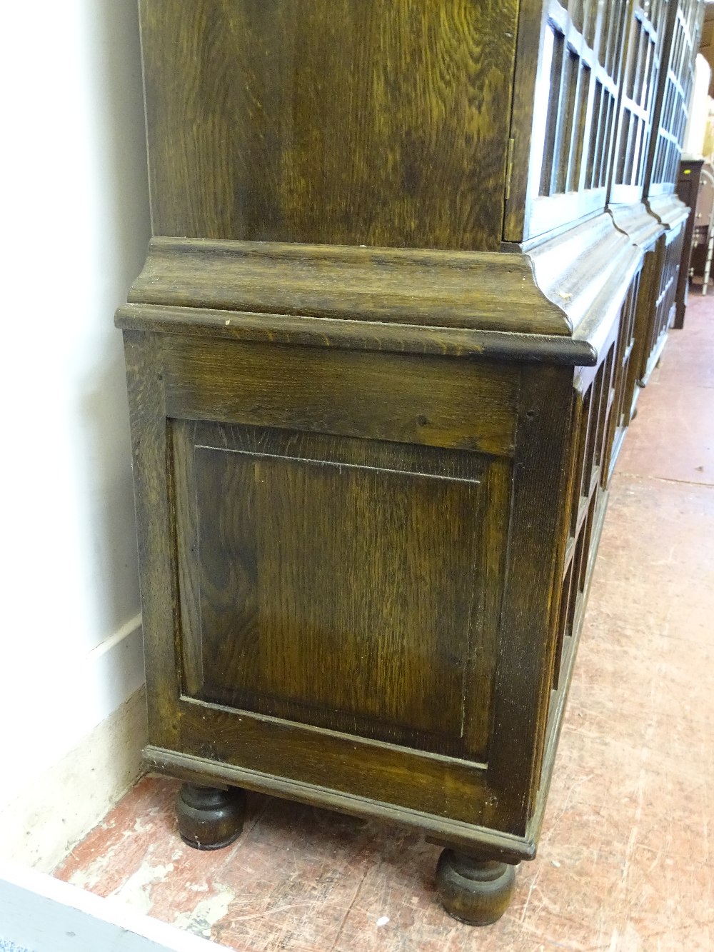 A GOOD SET OF FOUR 20th CENTURY OAK DOUBLE BOOKCASES having multi-panelled twin upper and lower - Image 6 of 6