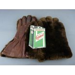 A PAIR OF FUR BACKED LEATHER OPEN CAR DRIVING GLOVES & AN INTERESTING BOOKLET BY C C WAKEFIELD &