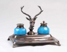 Schreibtischgarnitur.Metallgestell mit Hirschkopf und blauen Glaseinsätzen. H: 15 x 20 cm. 20.00 %
