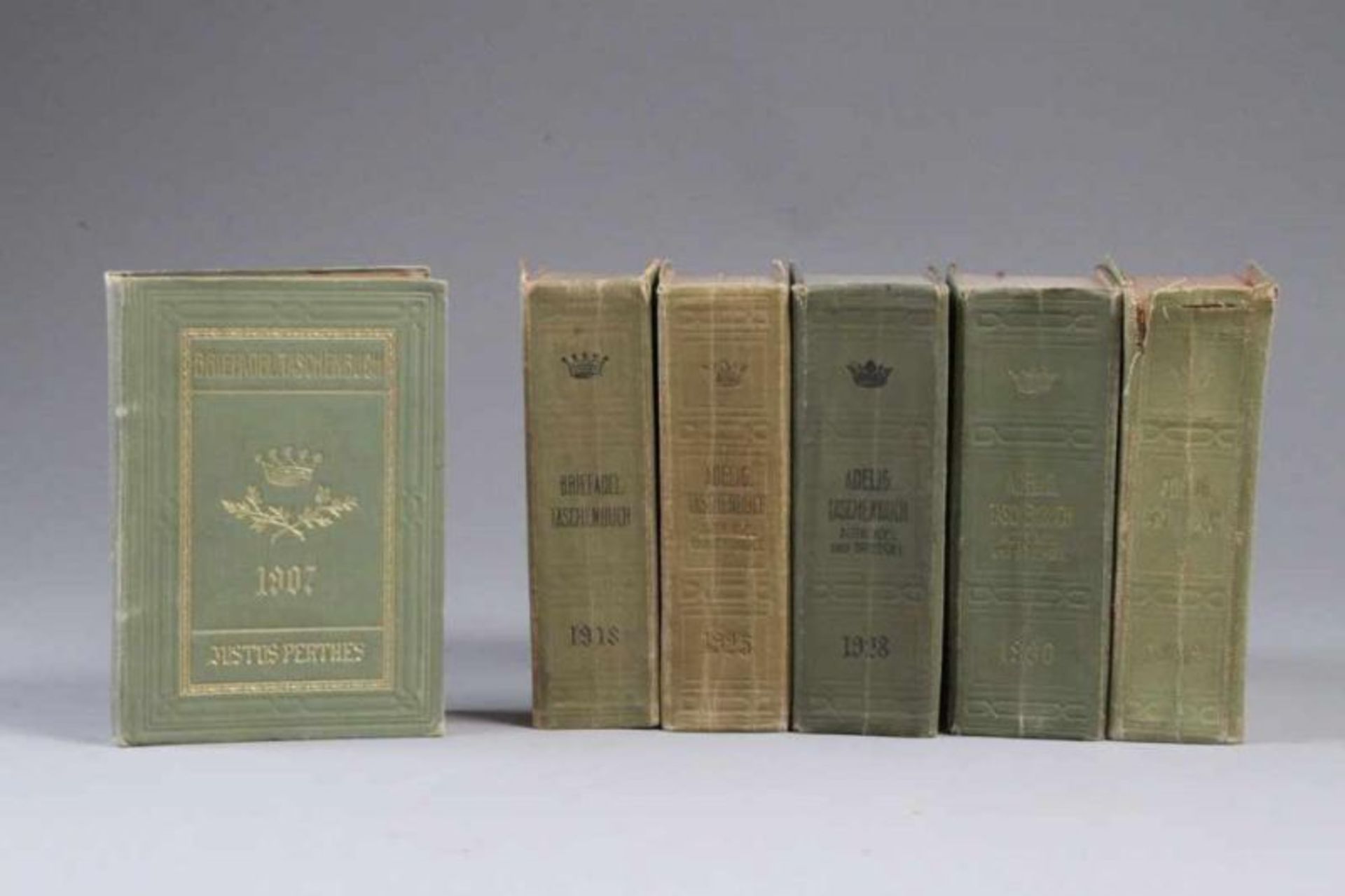 Genealogisches Taschenbuch des Adles - Briefadeligen Häuser6 Bde. der Briefadeligen Häuser 1907 u.