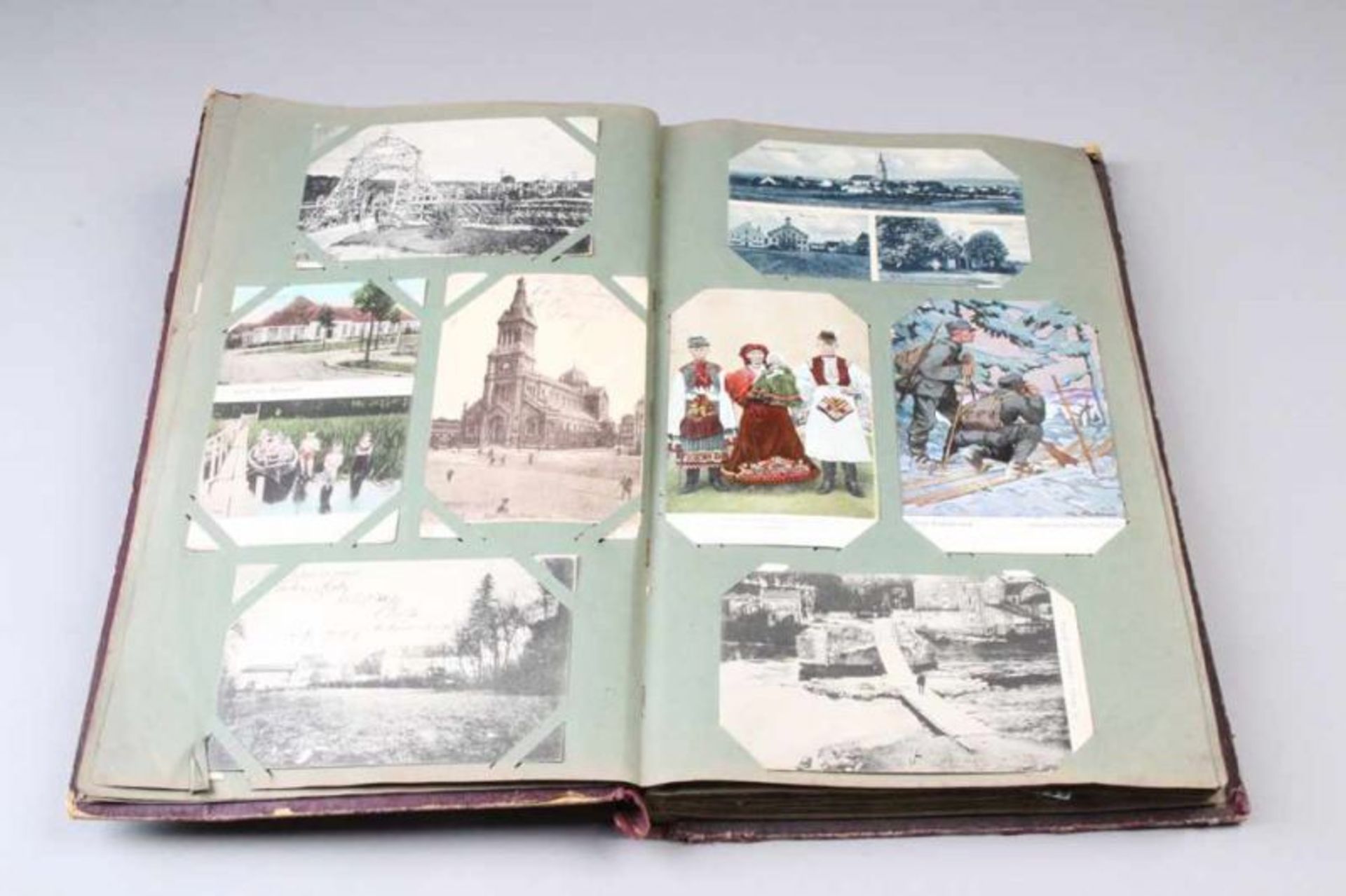 Postkartenalbum.Ca. 250 Postkarten, überwiegend 1. WK. darunter Feldpost, deutsche Offiziere und - Bild 3 aus 5