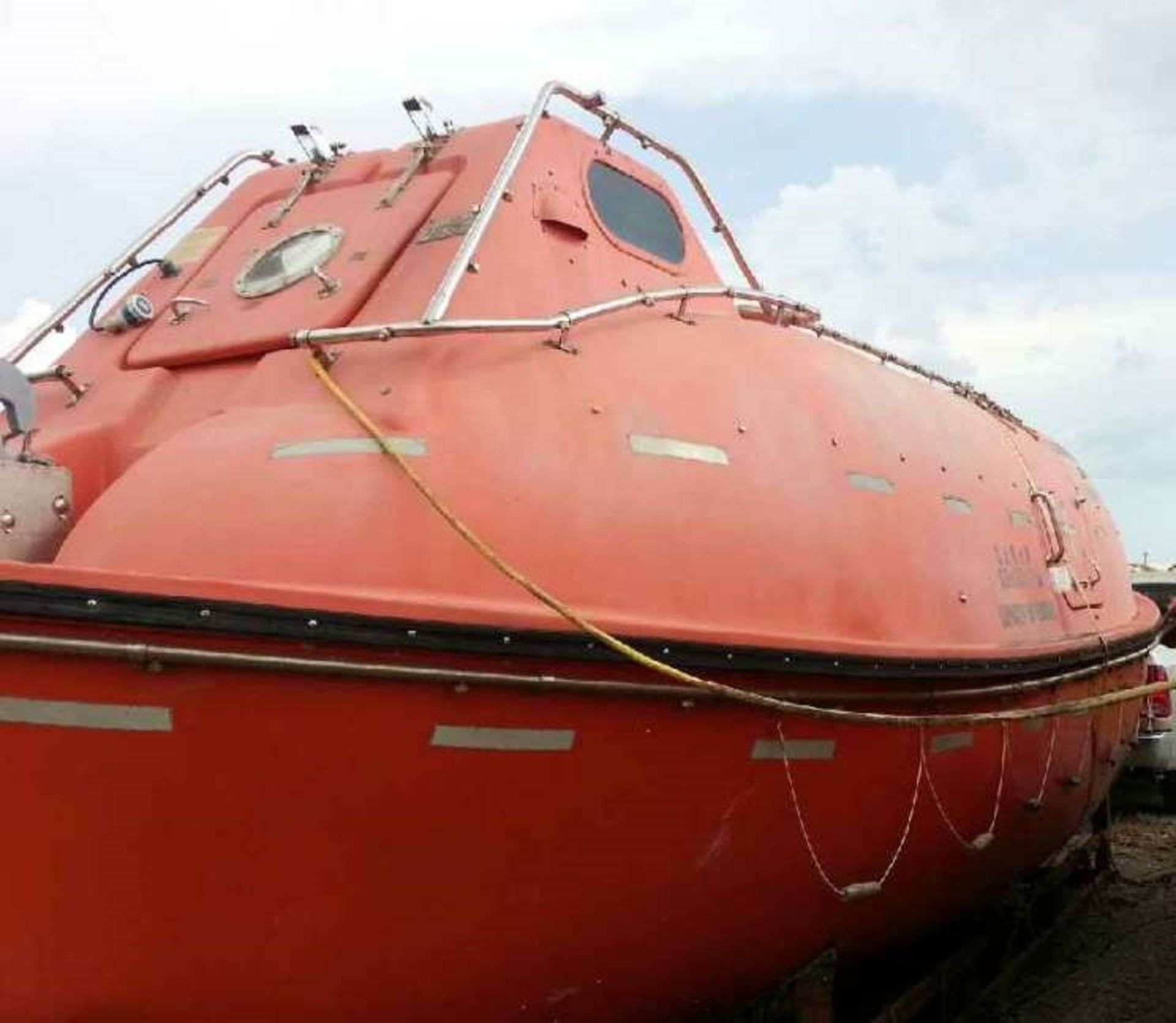 LIFEBOAT: MFR: Alexander Ryan, Model: BH8 - MFD: 2009 - Condition: Unused -