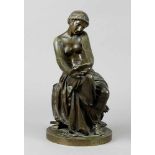 Carlier, Émile Francois (1827-1879), Junge Frau als Halbakt mit Tuch und Spinnrocken, Bronzeskulptur