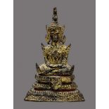 Kleiner Bronze-Buddha, Thailand 19. Jh., Buddha in Meditationshaltung auf dreistufigem Thron