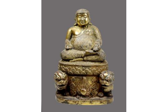 Chinesischer Bronzebuddha, 19. Jh., beleibter Buddha in meditierender Haltung auf Lotusthron, am - Bild 1 aus 5