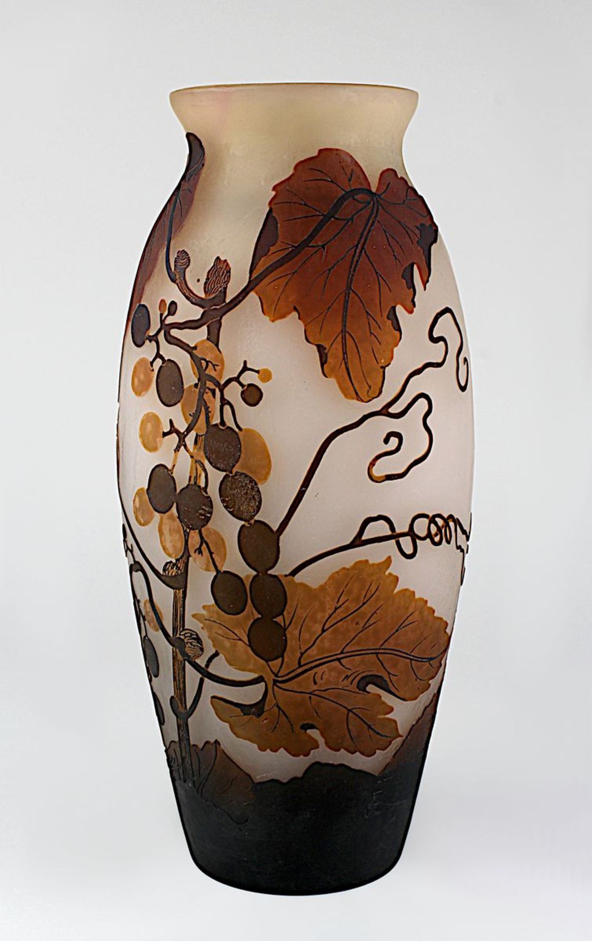 Große Arsall Vase, Vereinigte Lausitzer Glaswerke 1918-29, Klarglas mit hellbraunem opakem