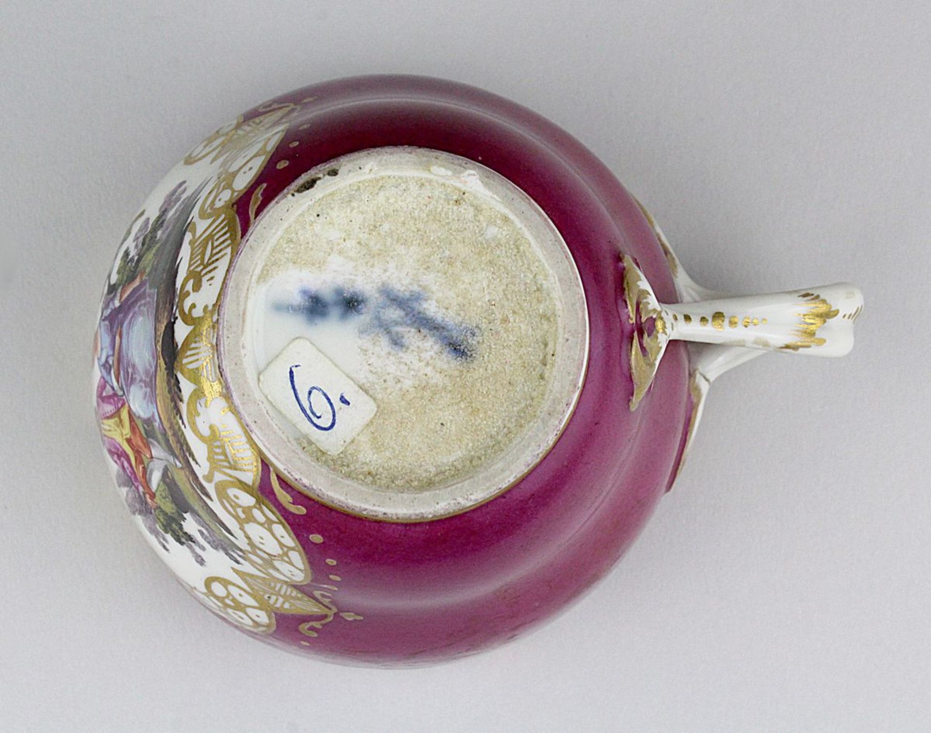 Meissen, Cremedose, 1774-1814, Porzellan, weißer Scherben, Aufglasurmalerei, Goldkartuschen mit - Bild 6 aus 6