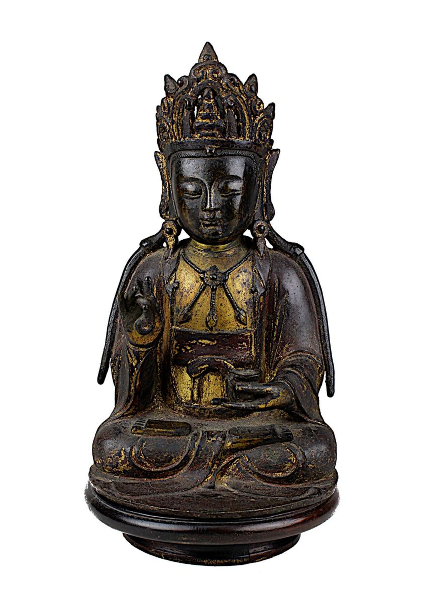 Amitabha Buddha, China, Ming-Dynastie, sitzende Figur in meditierender Haltung, Bronze mit dunkler