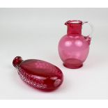 Kleiner Krug und Badeflasche, Böhmen, um 1870-80, Klarglas mundgeblasen mit Rubinglas überfangen,