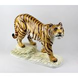 Hutschenreuther Porzellanfigur Tiger, Entwurf Max Hermann Fritz (1873-1948) 1930er Jahre, ausgeformt