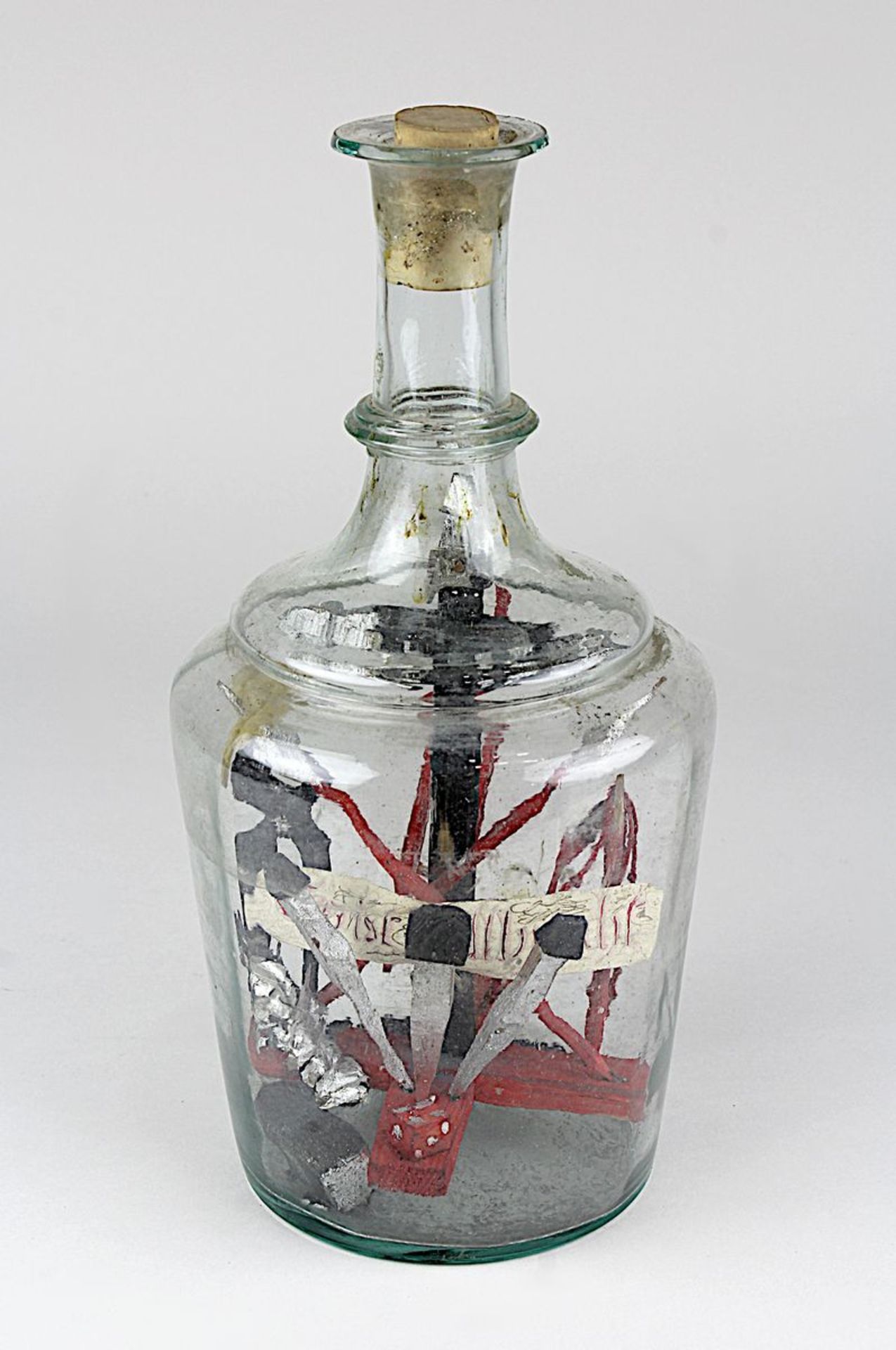 Eingericht, wohl alpenländisch, 19. Jh., mundgeblasene Glasflasche mit darin aufgestelltem - Image 2 of 3