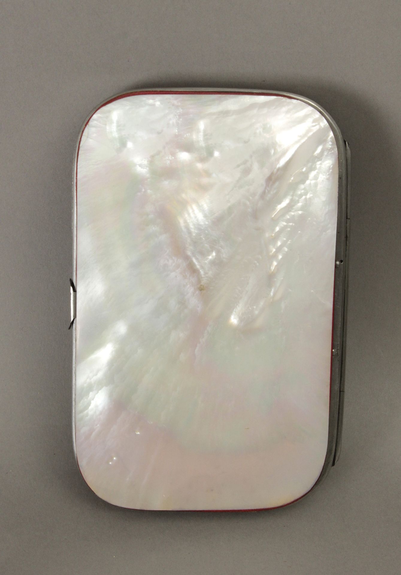 First half of 20th century silver and mother of pearl cigarette case - Image 2 of 2