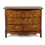 18th century Dutch walnut commode