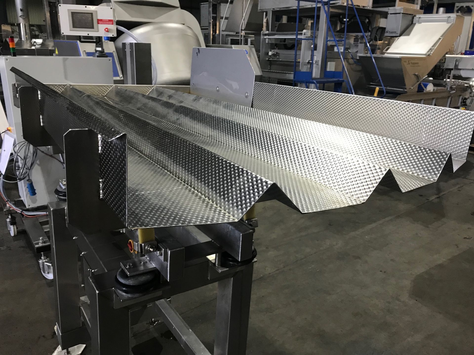 Stainless Steel Frame Mounted Vibratory Feeder - Image 5 of 5