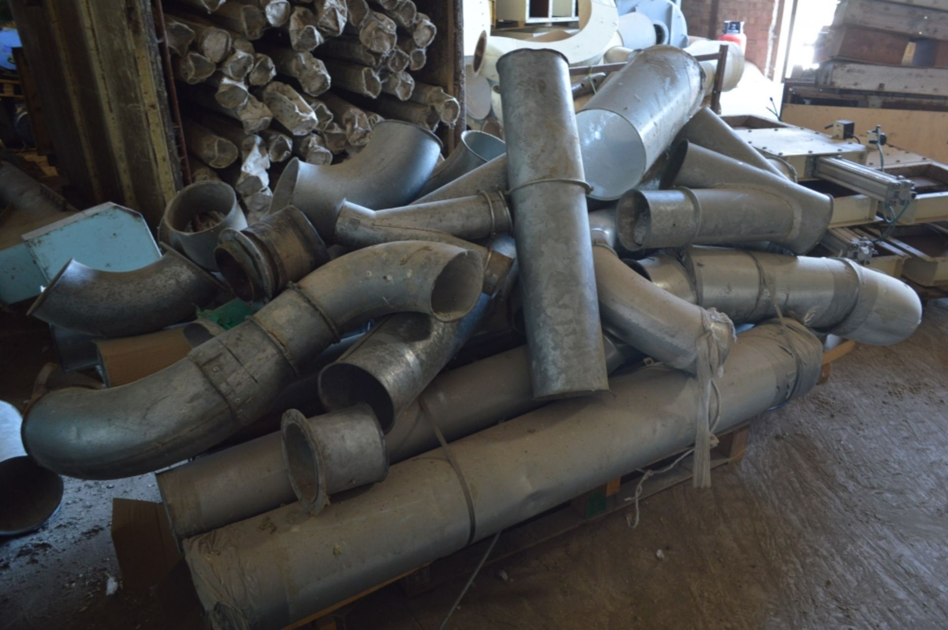 Assorted Galvanised Steel Ducting - Image 3 of 3