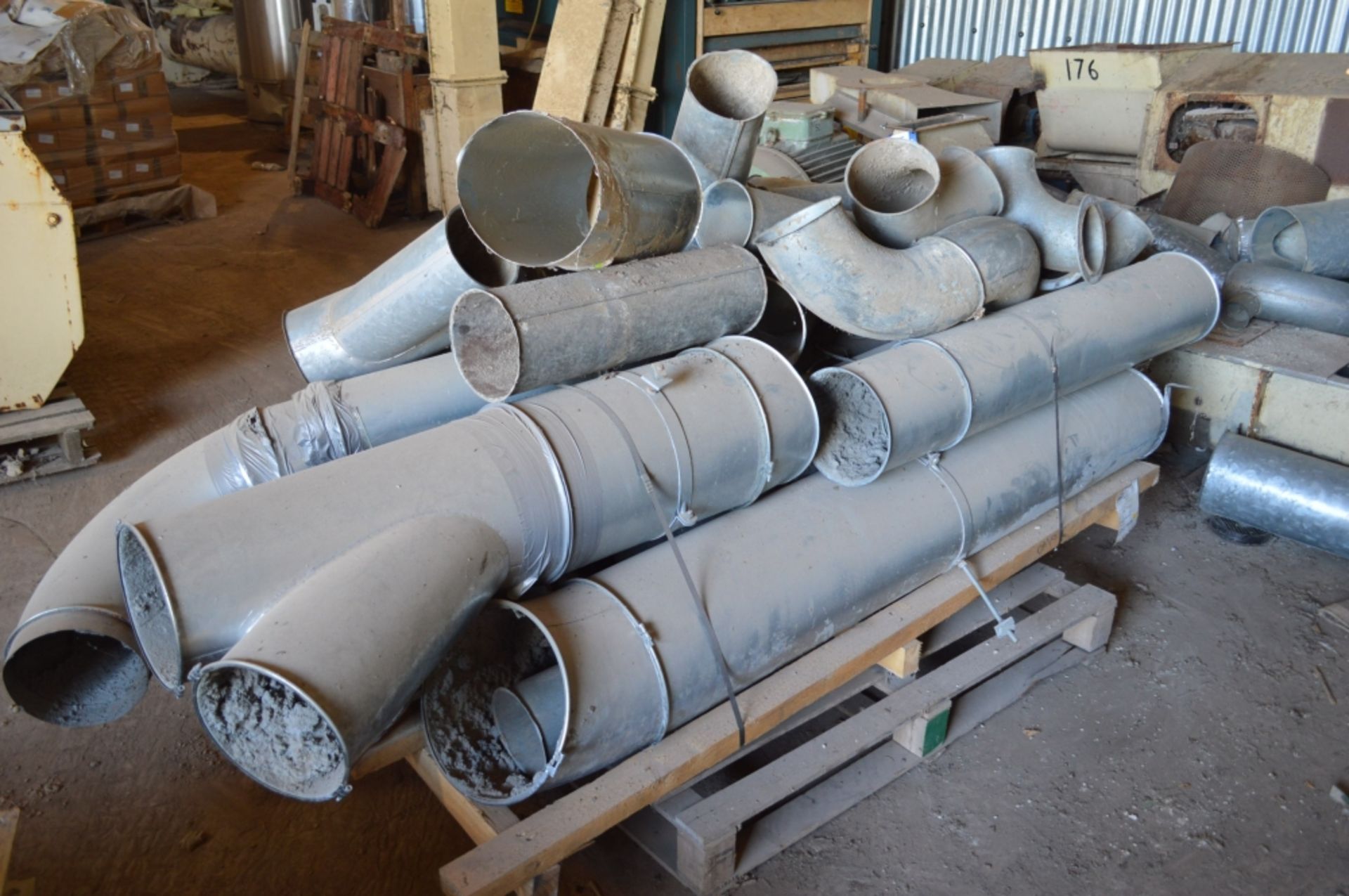 Assorted Galvanised Steel Ducting - Image 2 of 3