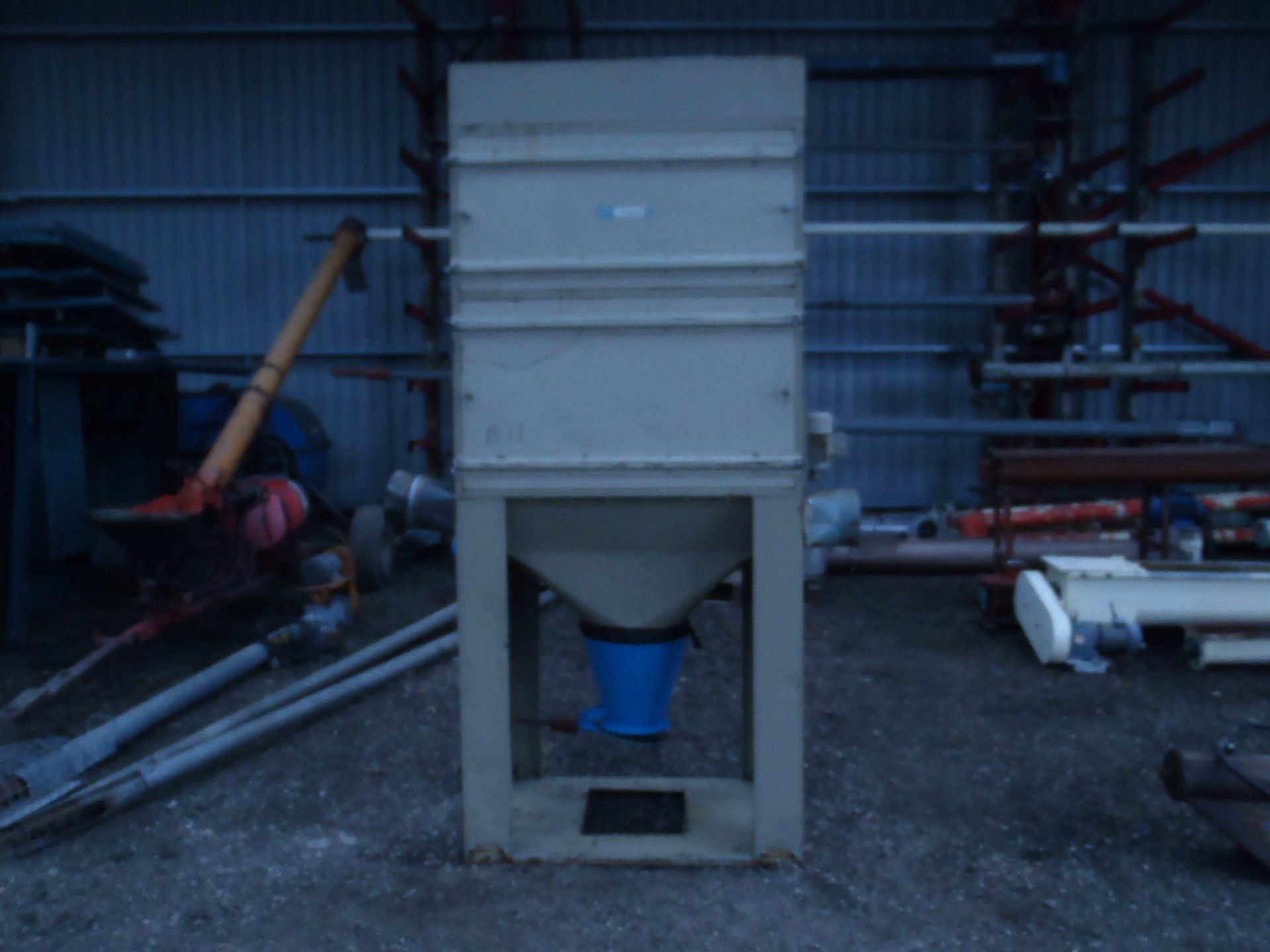 DCE Unimaster Dust Collector (bottom outlet for em - Image 4 of 5