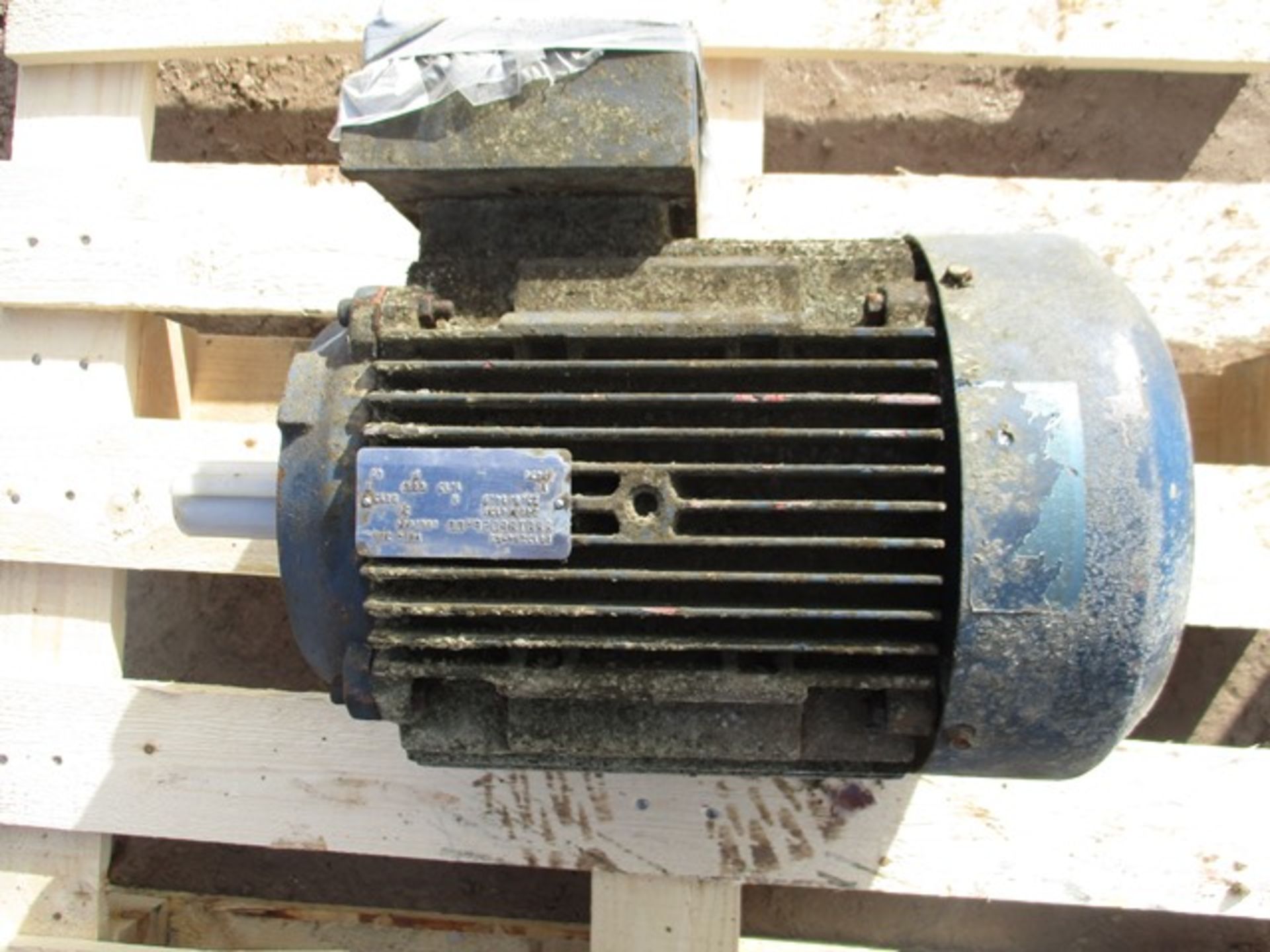 DV132M4-KS Motor