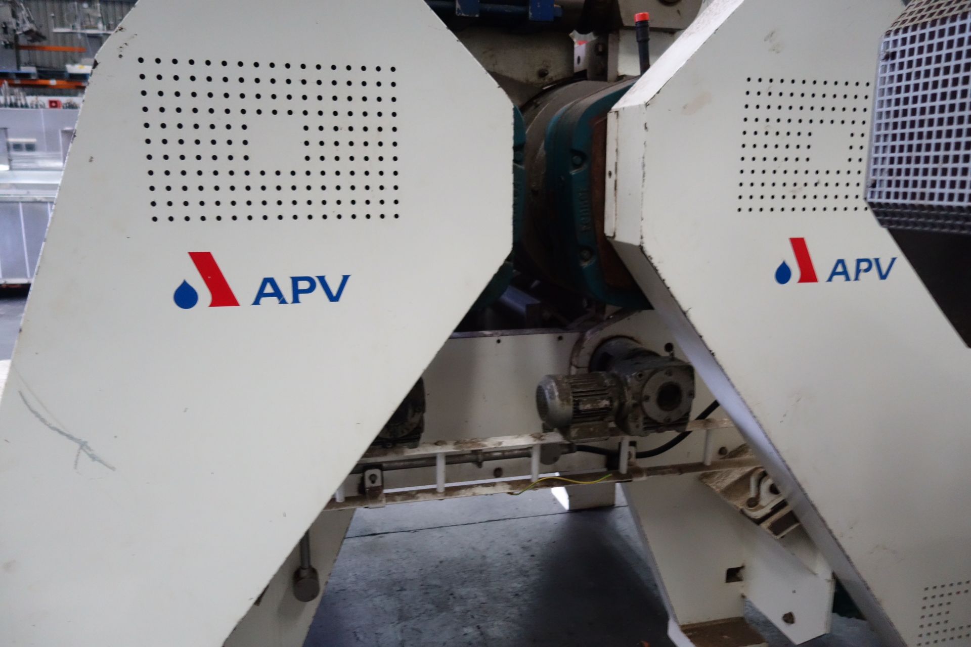 APV Flaking Mill - Image 3 of 4