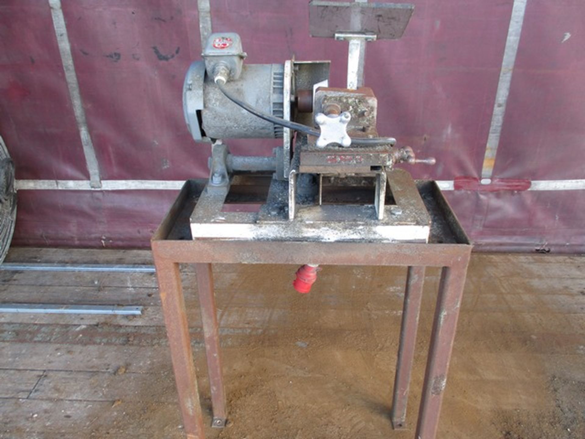 Unimount 125 F049A Bench Grinder - Image 3 of 4