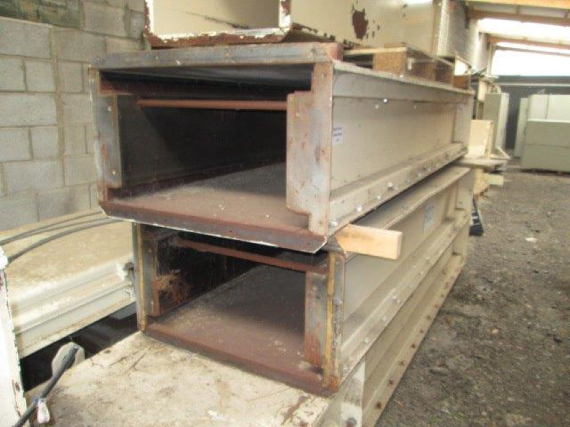 Guttridge Twin Chain Conveyor