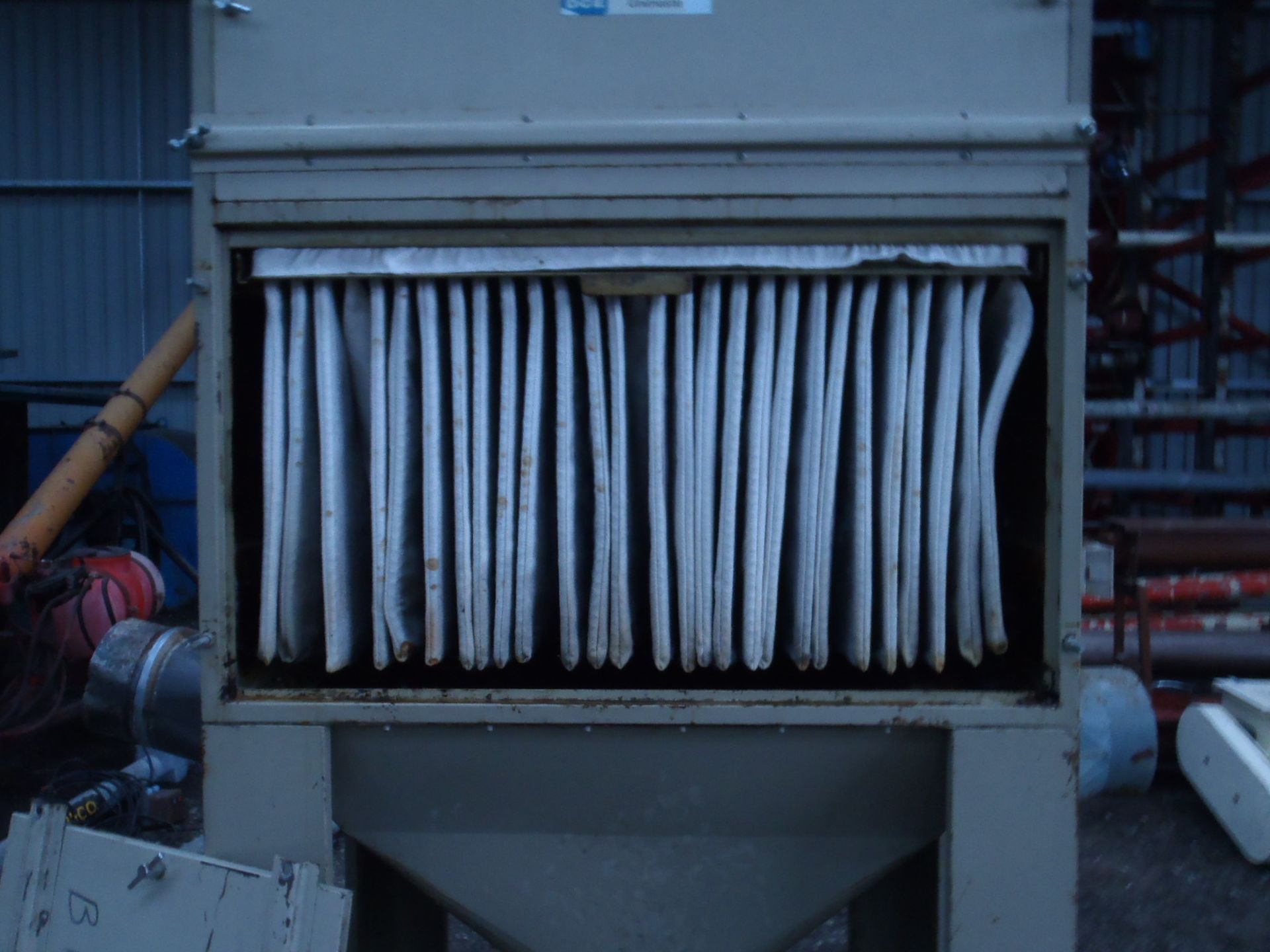 DCE Unimaster Dust Collector (bottom outlet for em - Image 5 of 5