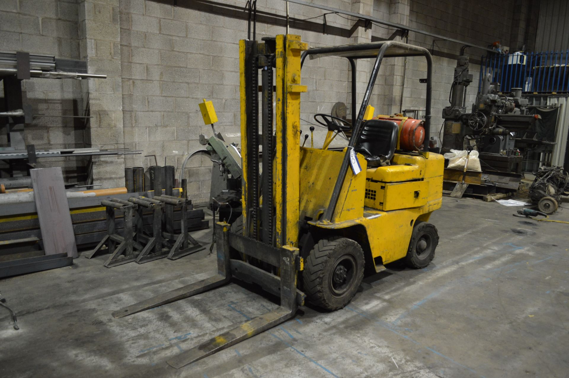 Caterpillar V50B TYPE G 2500kg cap GAS ENGINE FORK LIFT TRUCK, serial no. 54W328,., 3710mm max