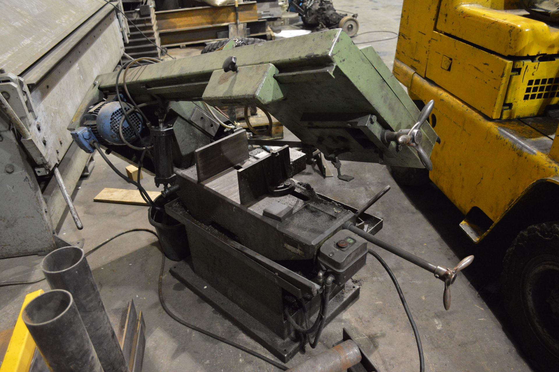 Startrite Metora UMB250 Horizontal Band Saw, serial no. 5180166, with four roller feed stands - Image 3 of 8