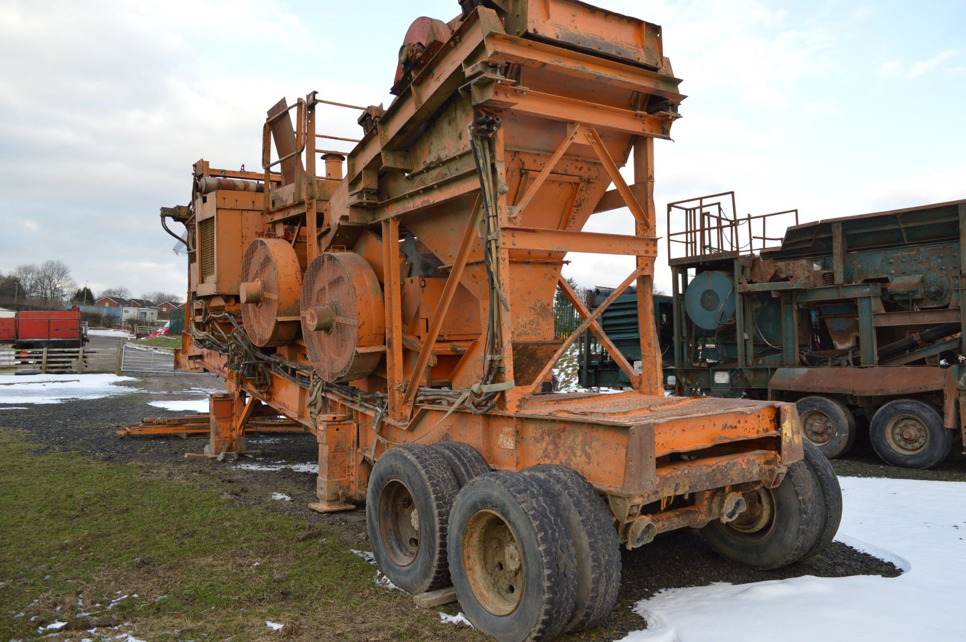 Goodwin Barsby TS3610 SEC GOLIATH TANDEM AXLE TRAILER MOUNTED TWIN JAW CRUSHER, serial no. 29896, - Image 5 of 14