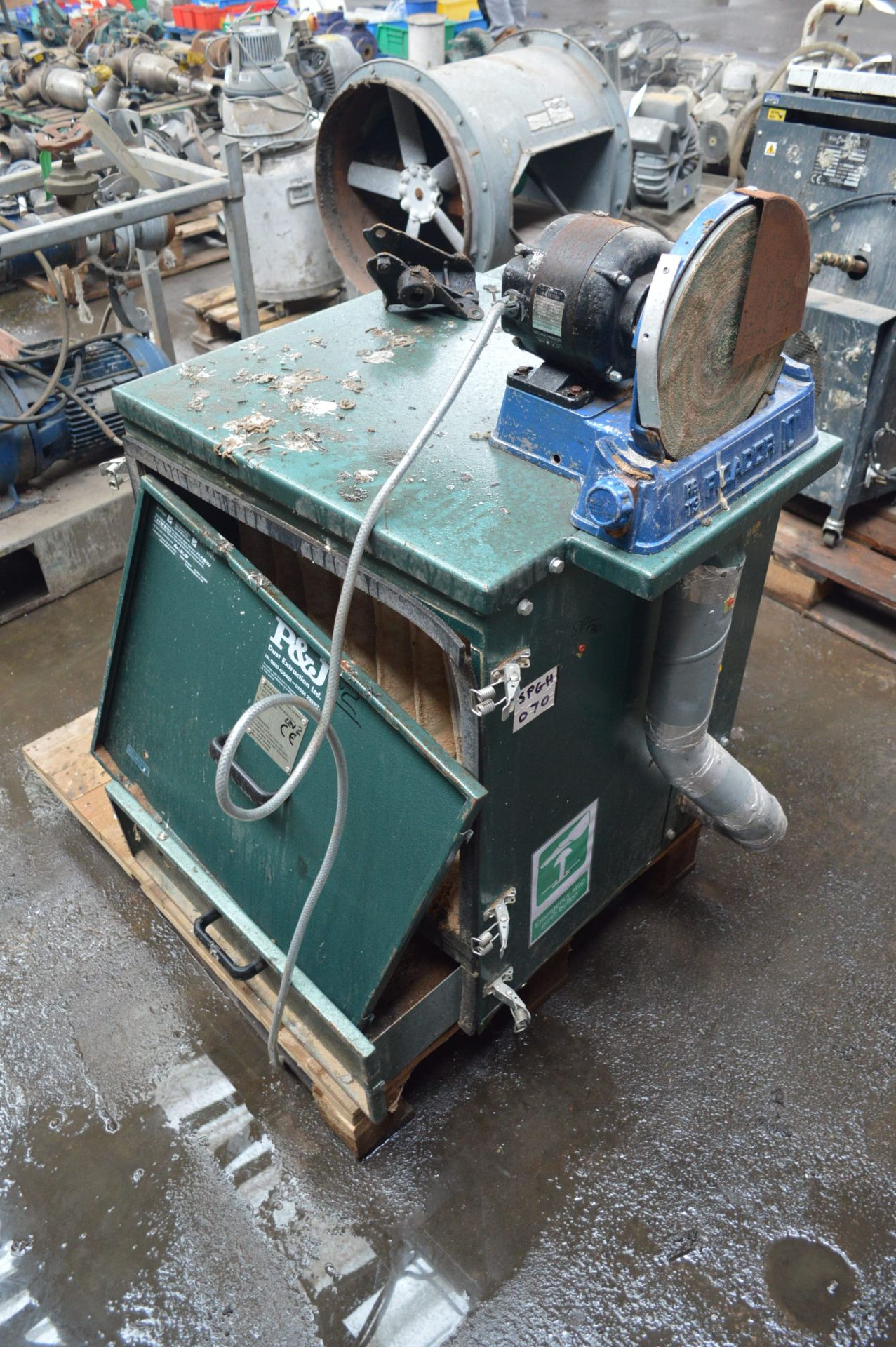 Picador 10in. Disc Sanding Machine, with dust extraction unit - Image 2 of 3