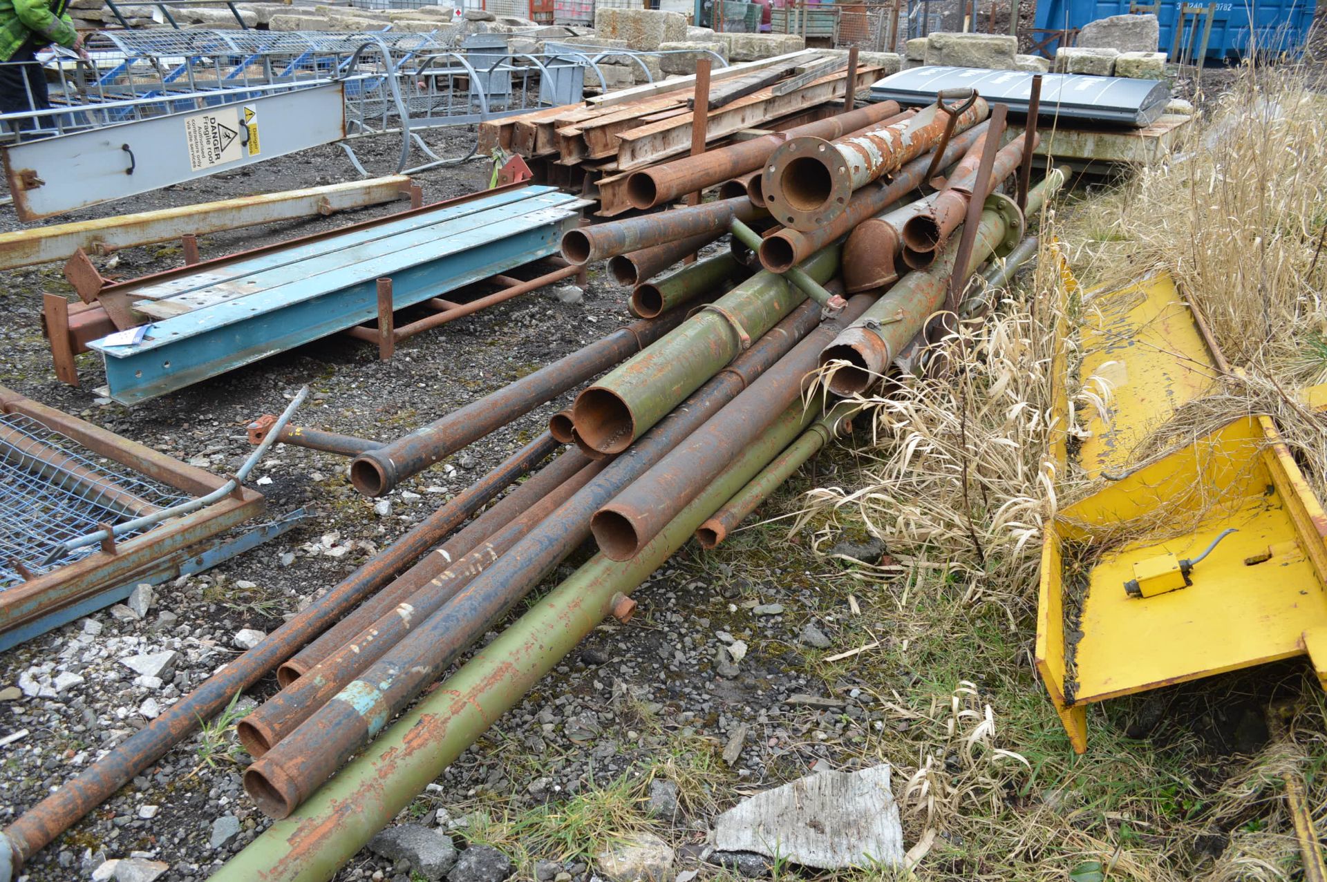 Assorted Steel Pipe, in post pallet (not including post pallet) - Image 3 of 3