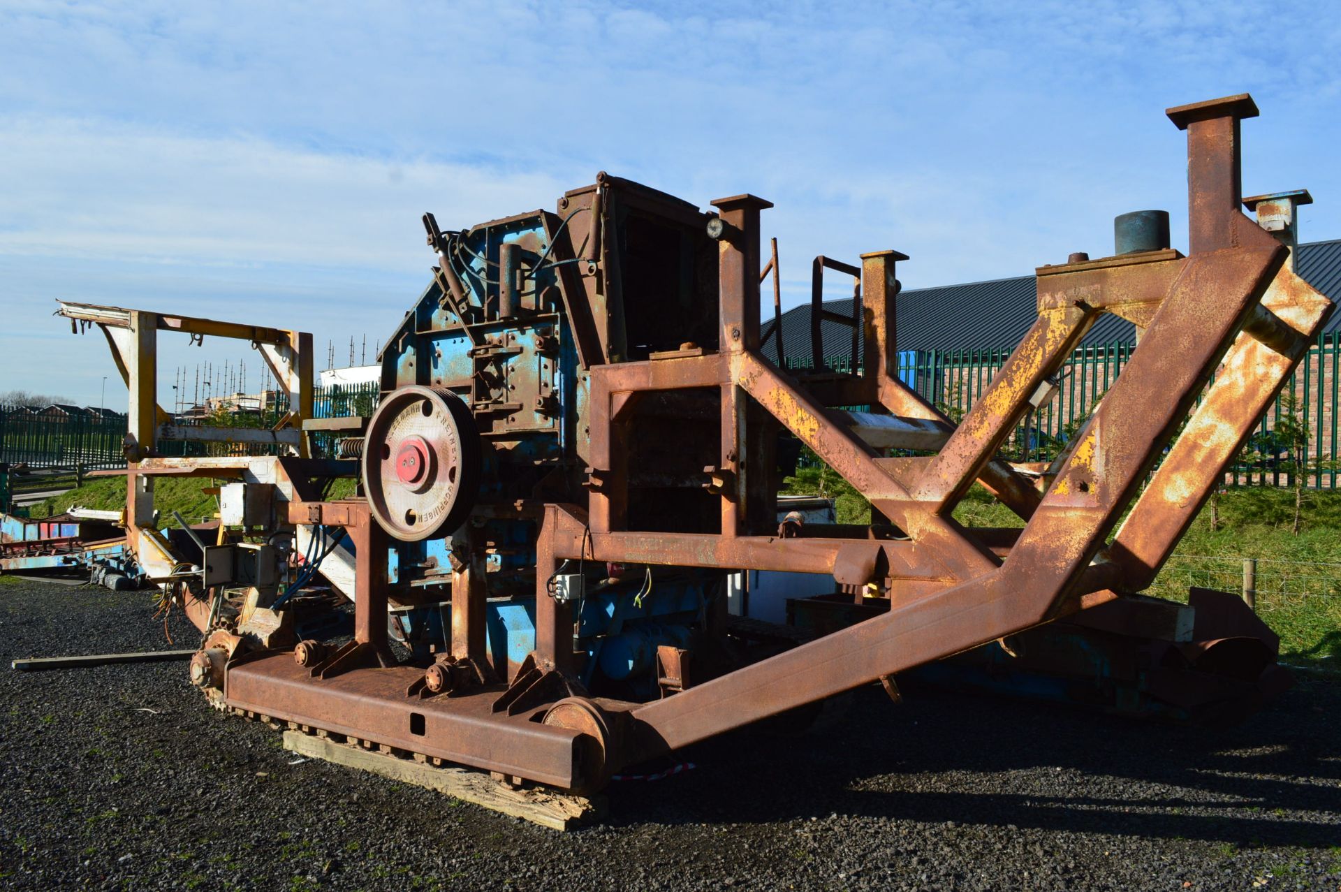 Kleeman MRB102R TRACK MOUNTED CRUSHER, serial no. 400919, year of manufacture 2001, rebuild project,