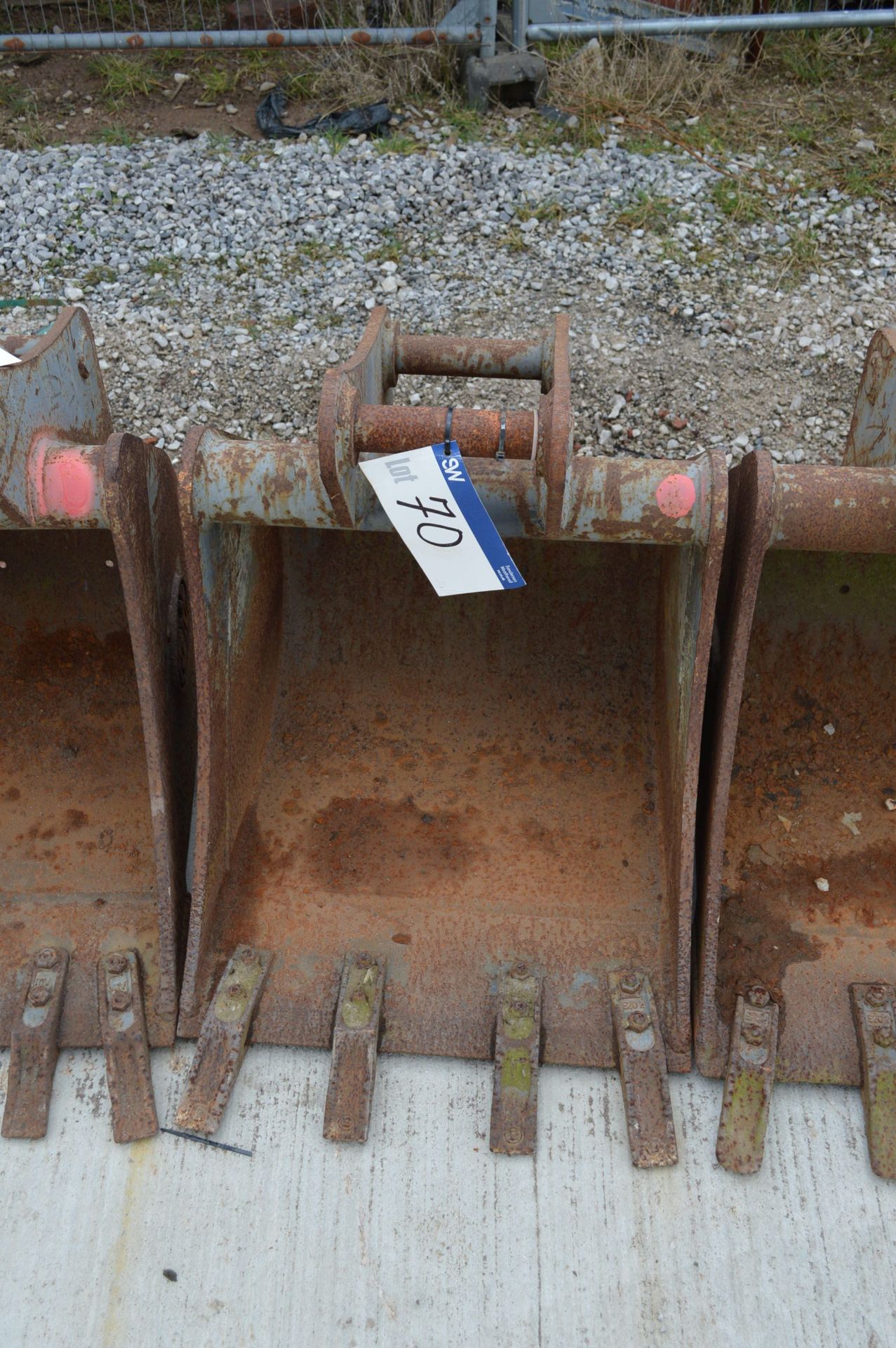 Excavator Bucket, approx. 600mm wide, 50mm pins